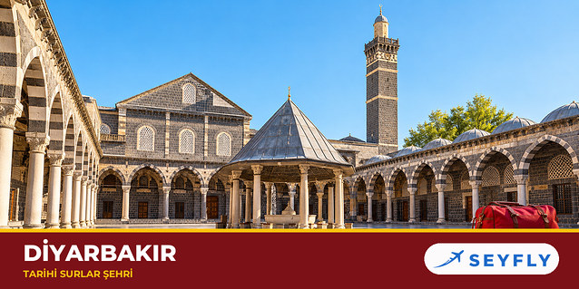 Diyarbakır Ulu Camii'nin bazalt taş avlusu ve şadırvanı