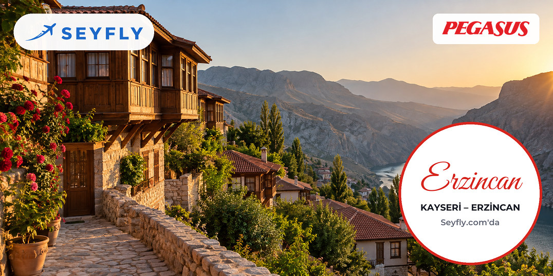 Kemaliye'de Fırat vadisine bakan yamaçtaki ahşap konaklar